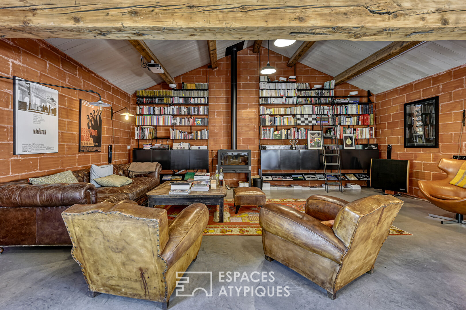 Rénovation sans fautes pour ce hameau à la vue exceptionnelle sur le Luberon