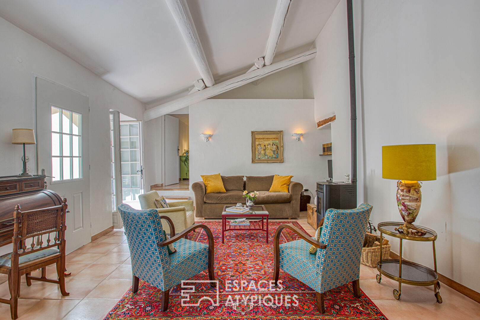 Exceptional Bergerie: A Unique Setting Between History and Comfort