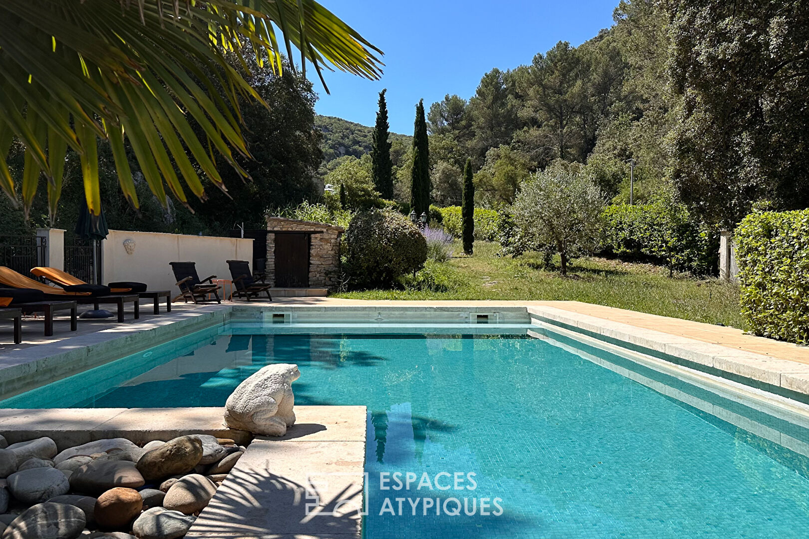 Exceptional Bergerie: A Unique Setting Between History and Comfort