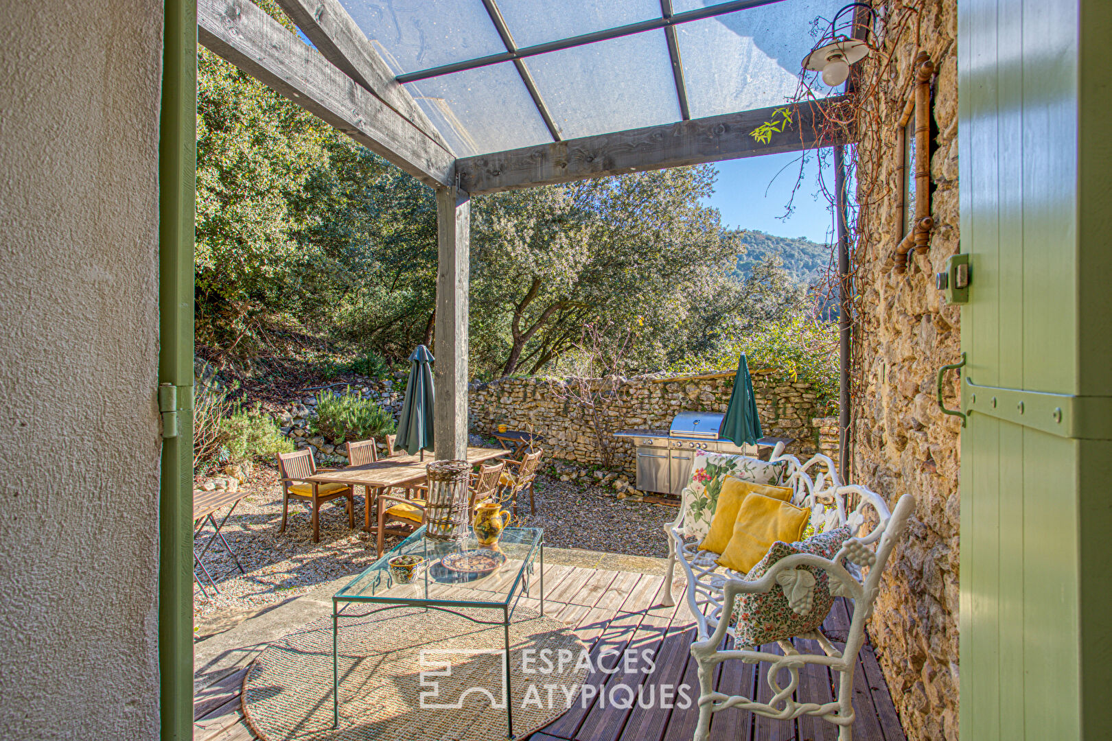 Exceptional Bergerie: A Unique Setting Between History and Comfort