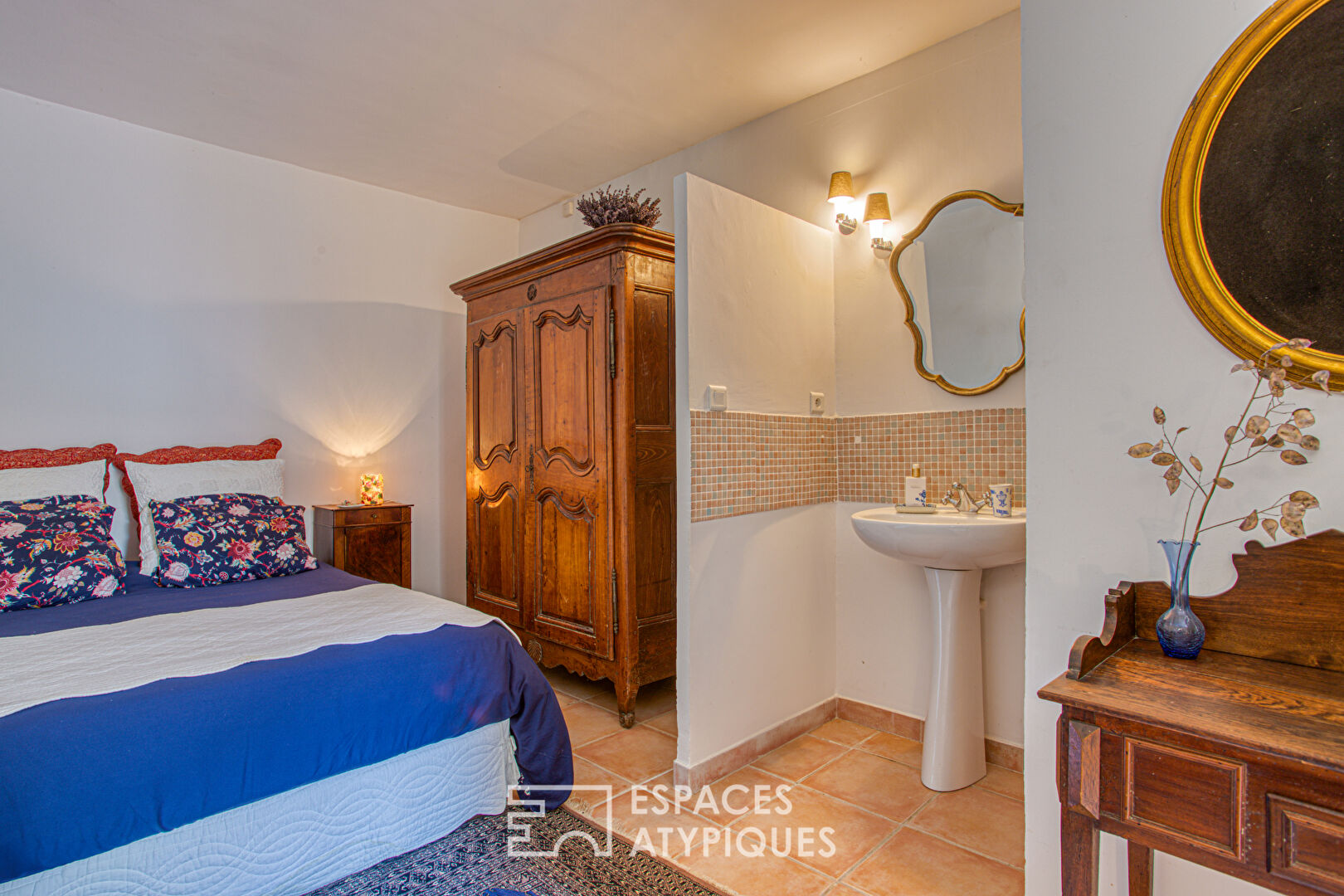 Exceptional Bergerie: A Unique Setting Between History and Comfort