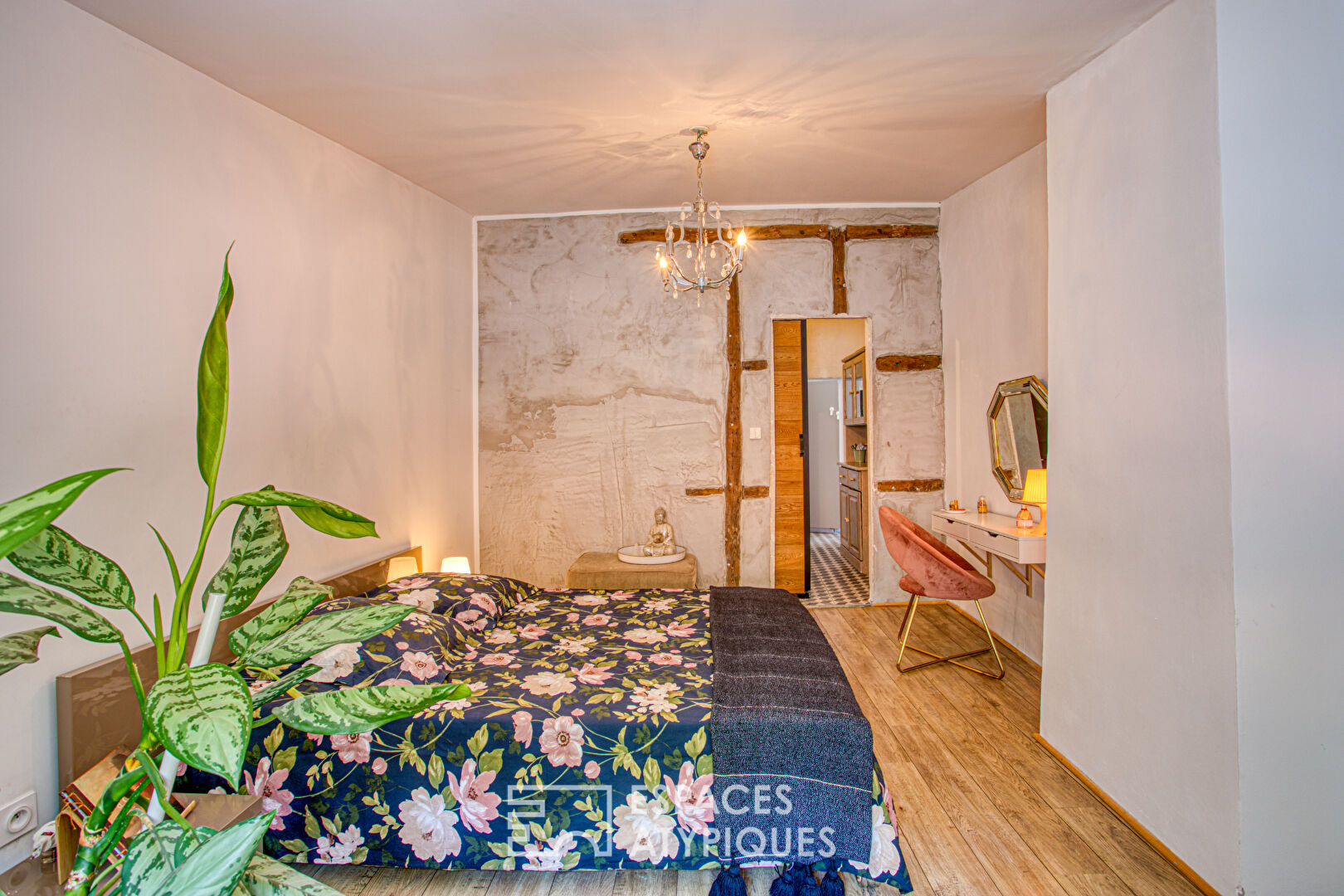 Charming renovation just a stone’s throw from the historic center