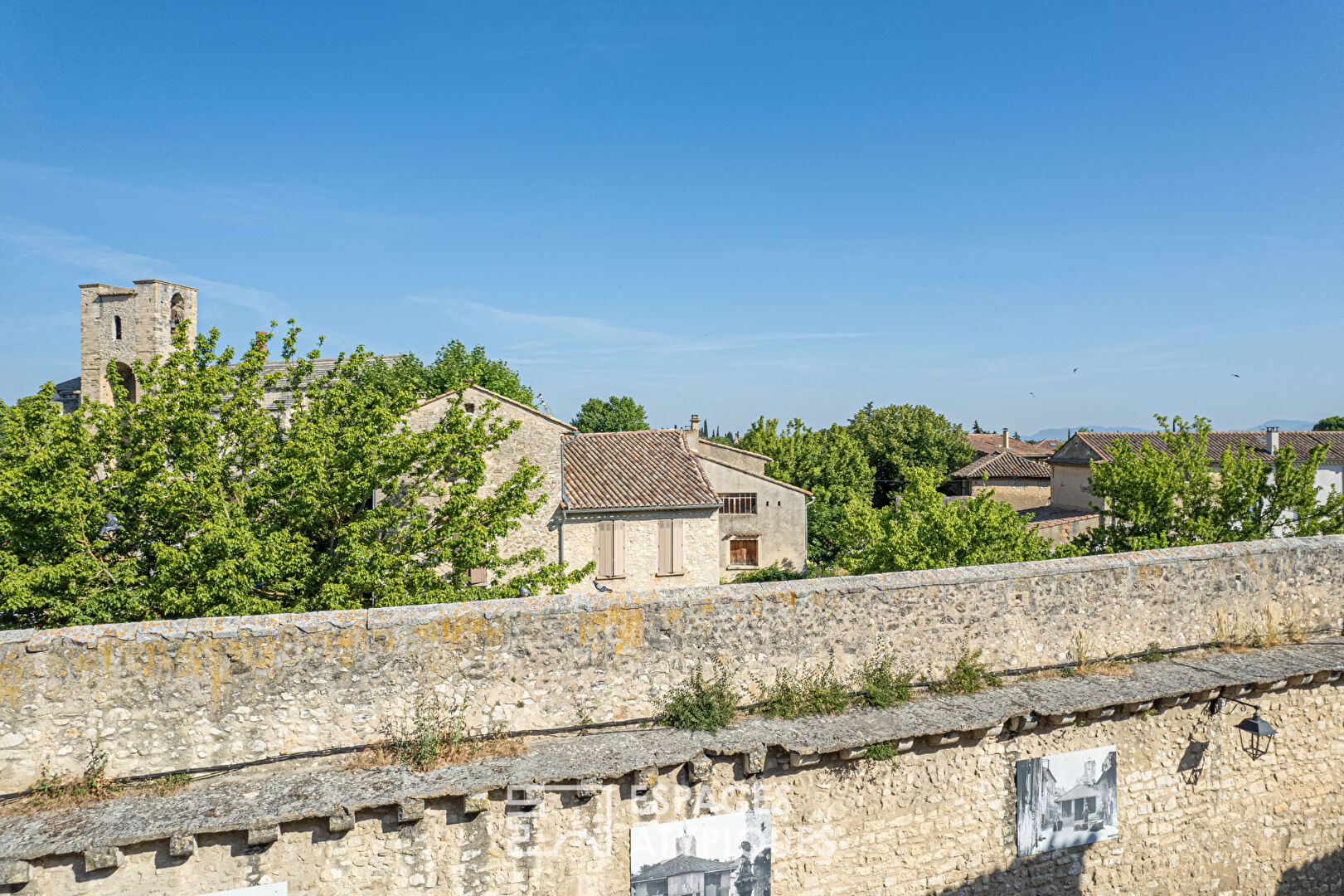 Charming apartment in the heart of the village