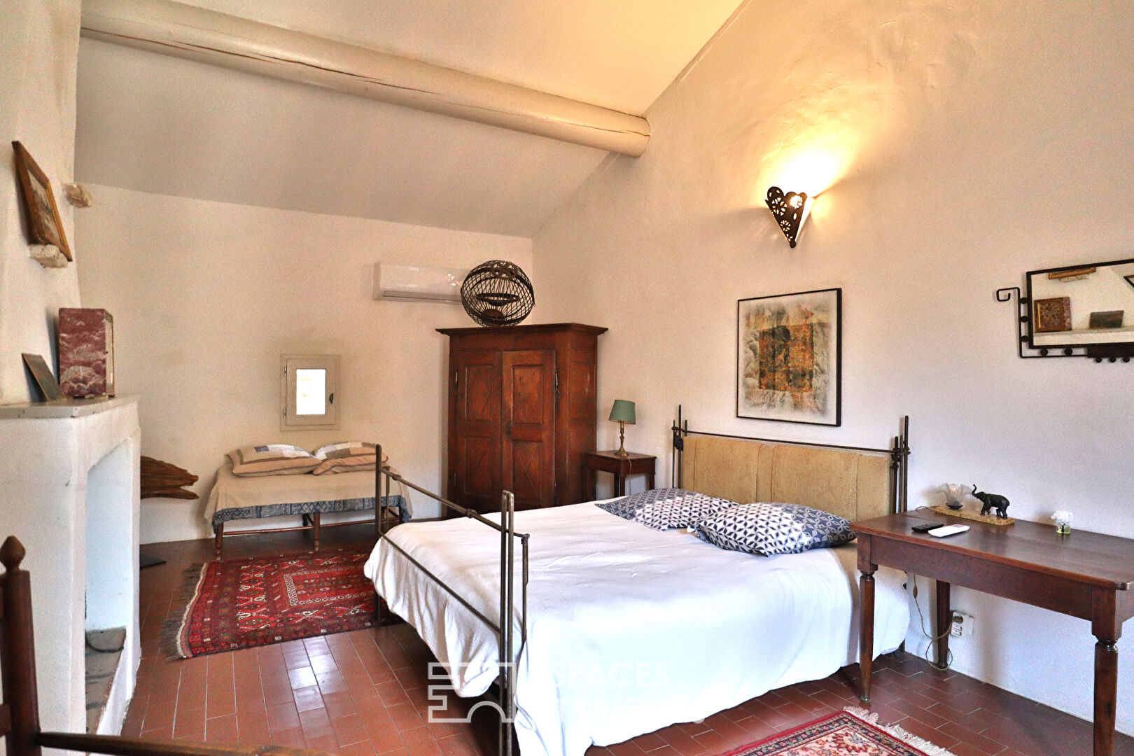 Charmant cottage en Luberon avec jardin et bassin