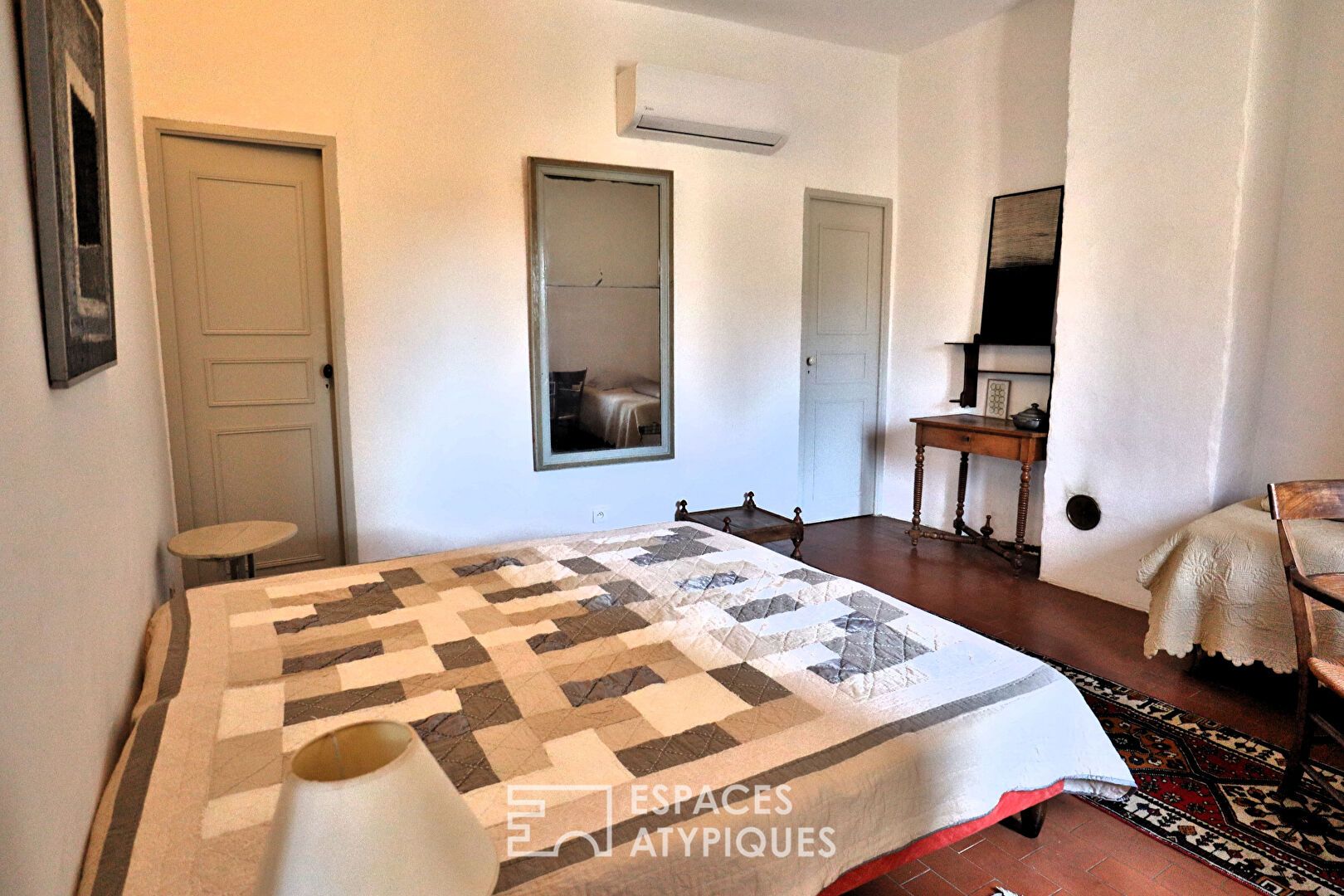 Charmant cottage en Luberon avec jardin et bassin