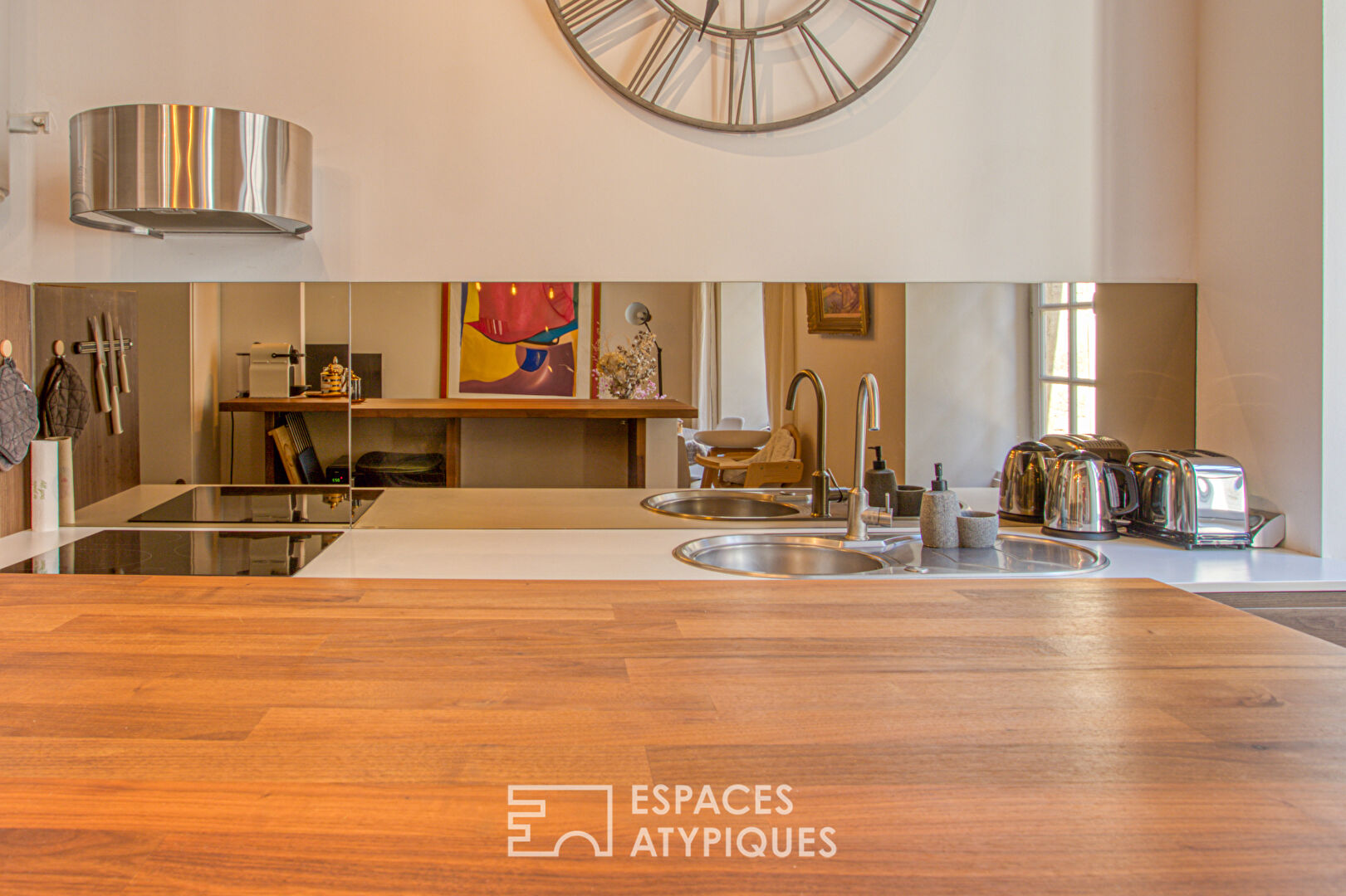 Appartement élégamment rénové en coeur de ville