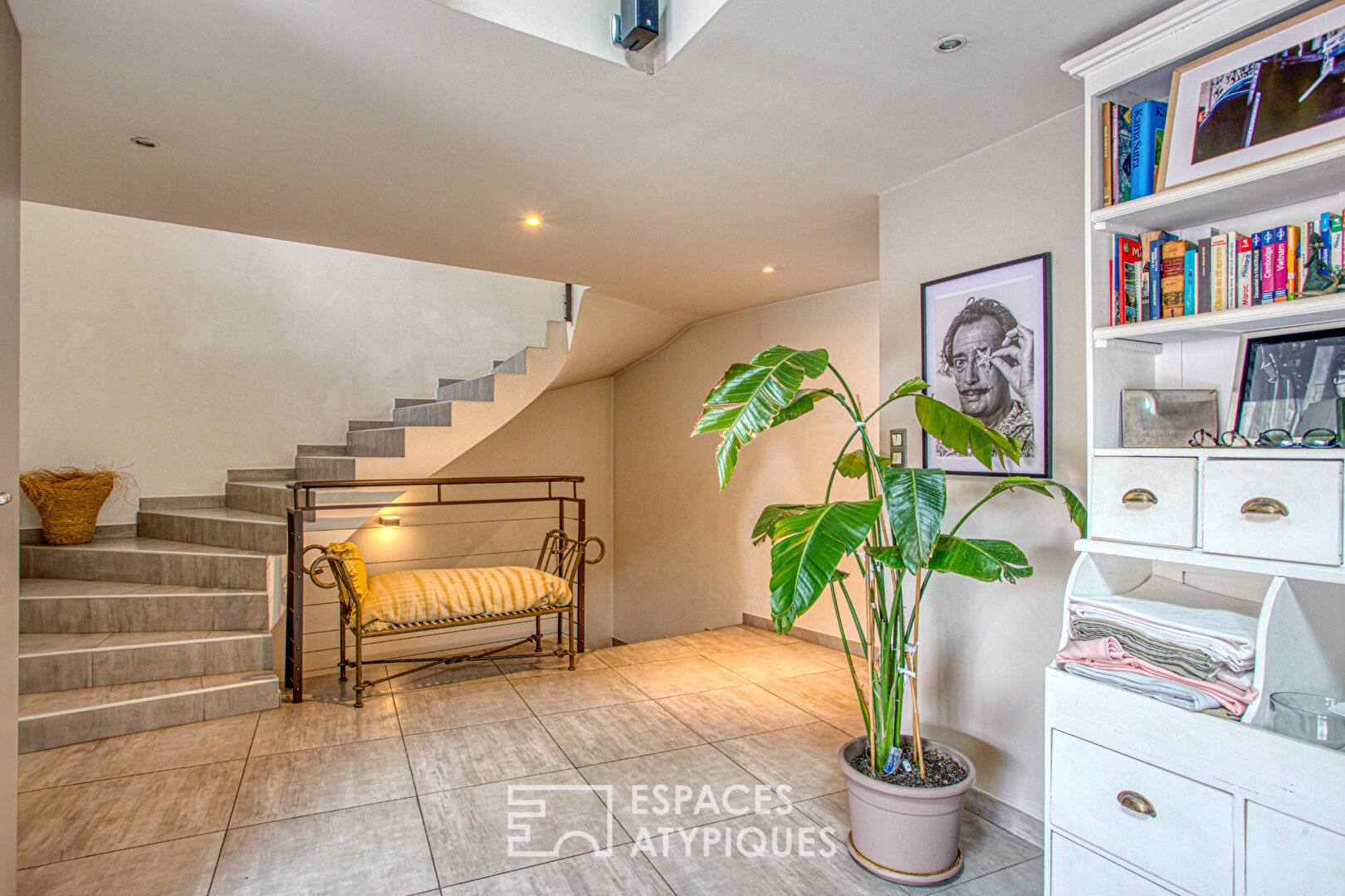 Spacieux duplex type loft avec terrasses et garage