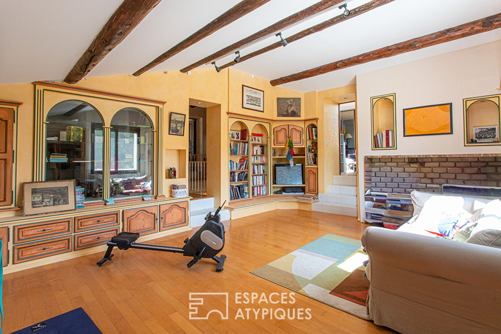 Maison de caractère avec piscines et véranda au coeur de Sablet