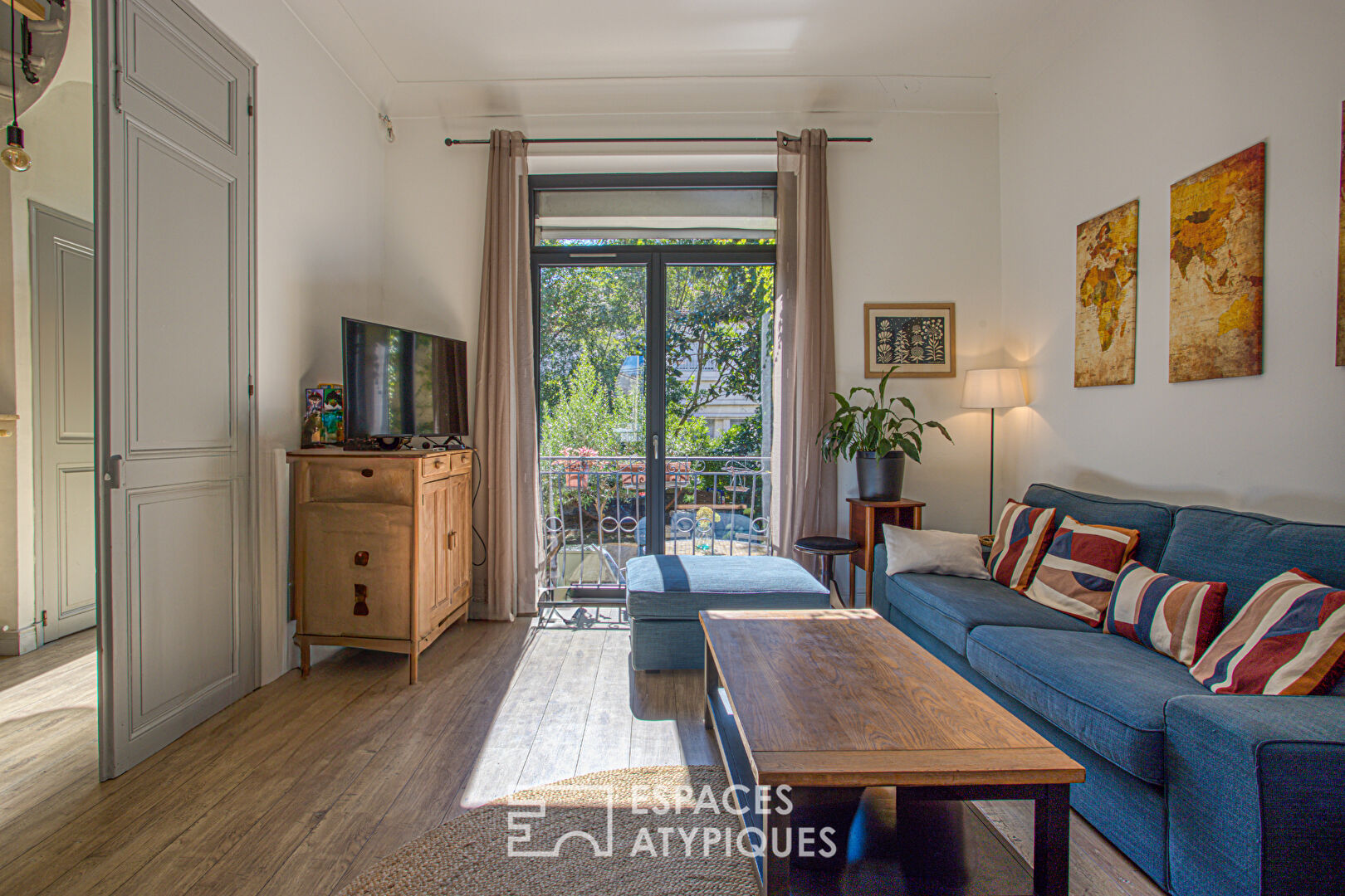 Between Art Nouveau and modernity: character house with wooded garden