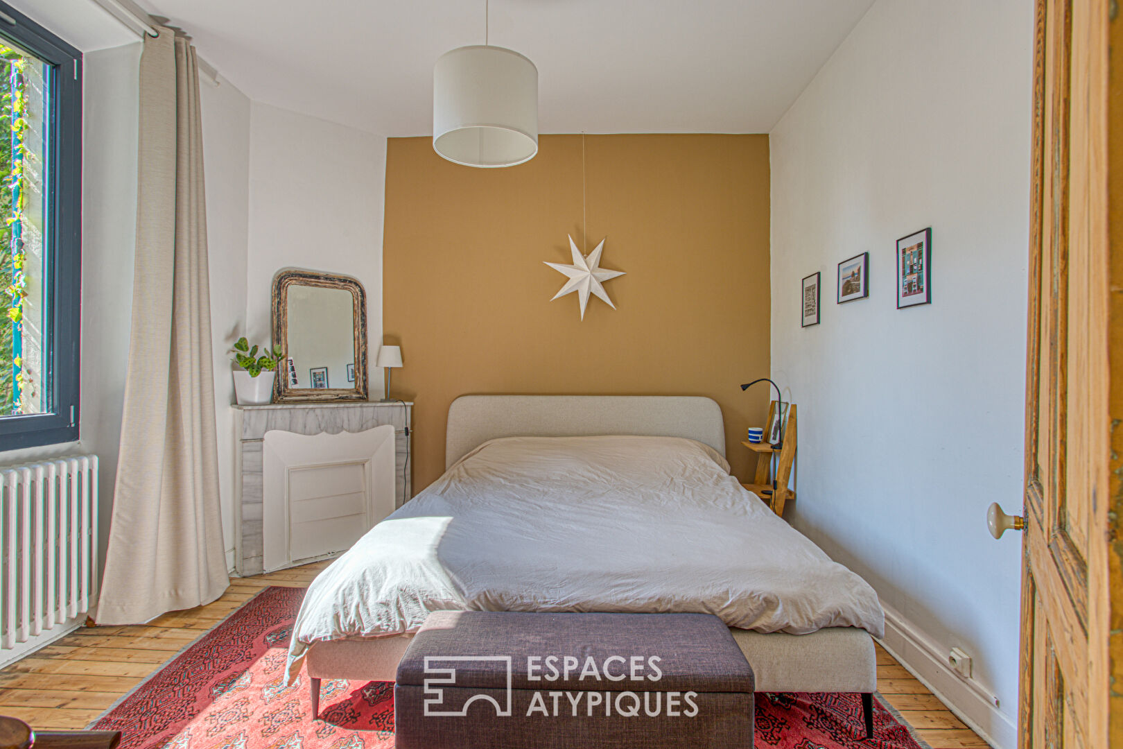 Between Art Nouveau and modernity: character house with wooded garden