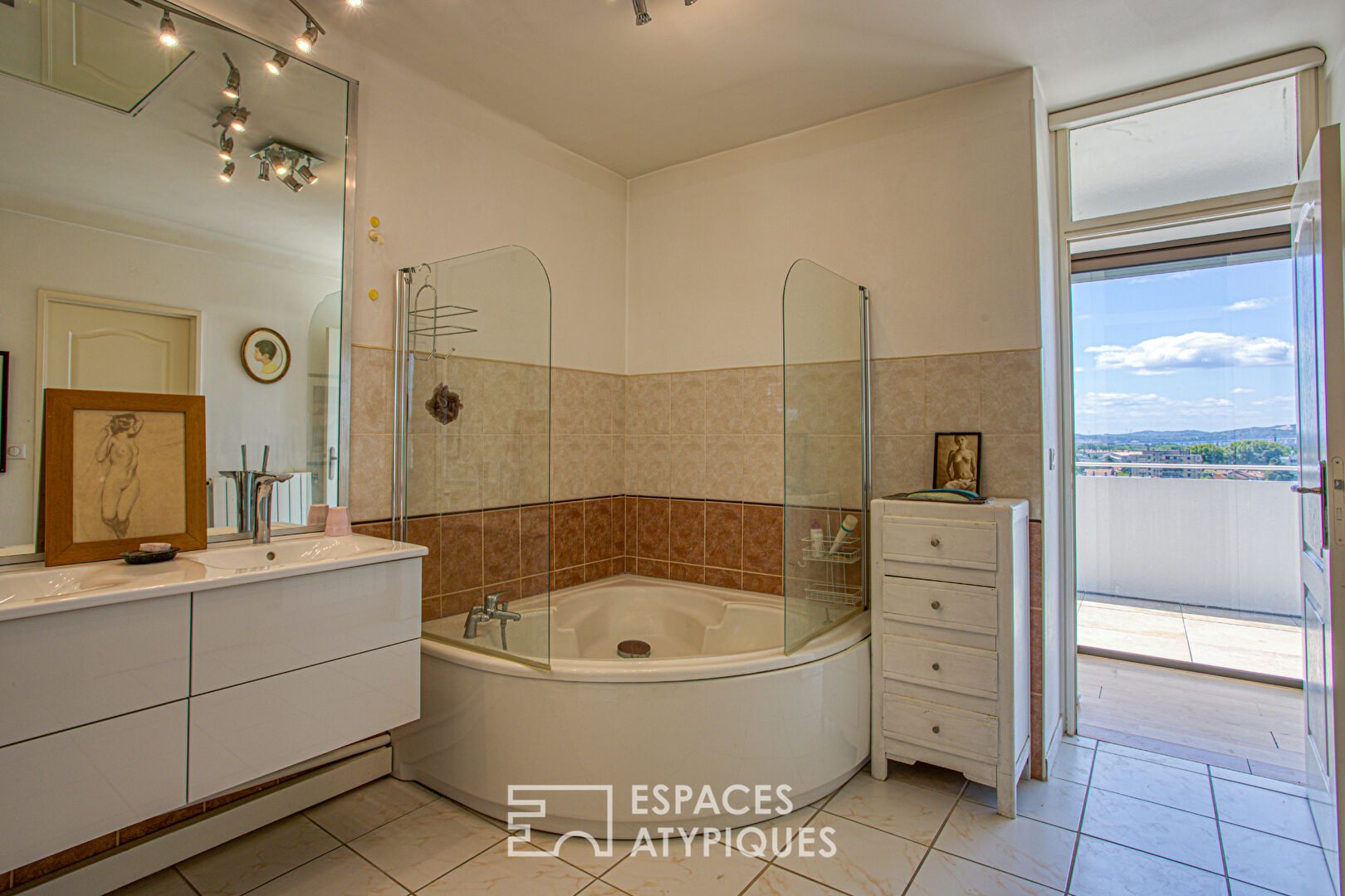 Aerial penthouse in Avignon