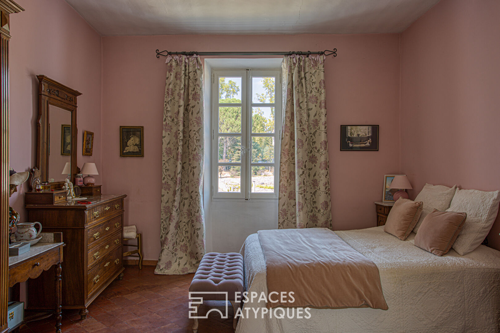 Charming bourgeois house