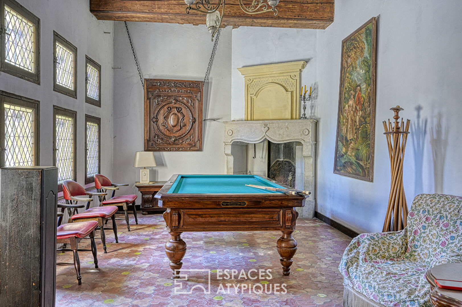 Heritage elegance and its hanging garden to reinvent