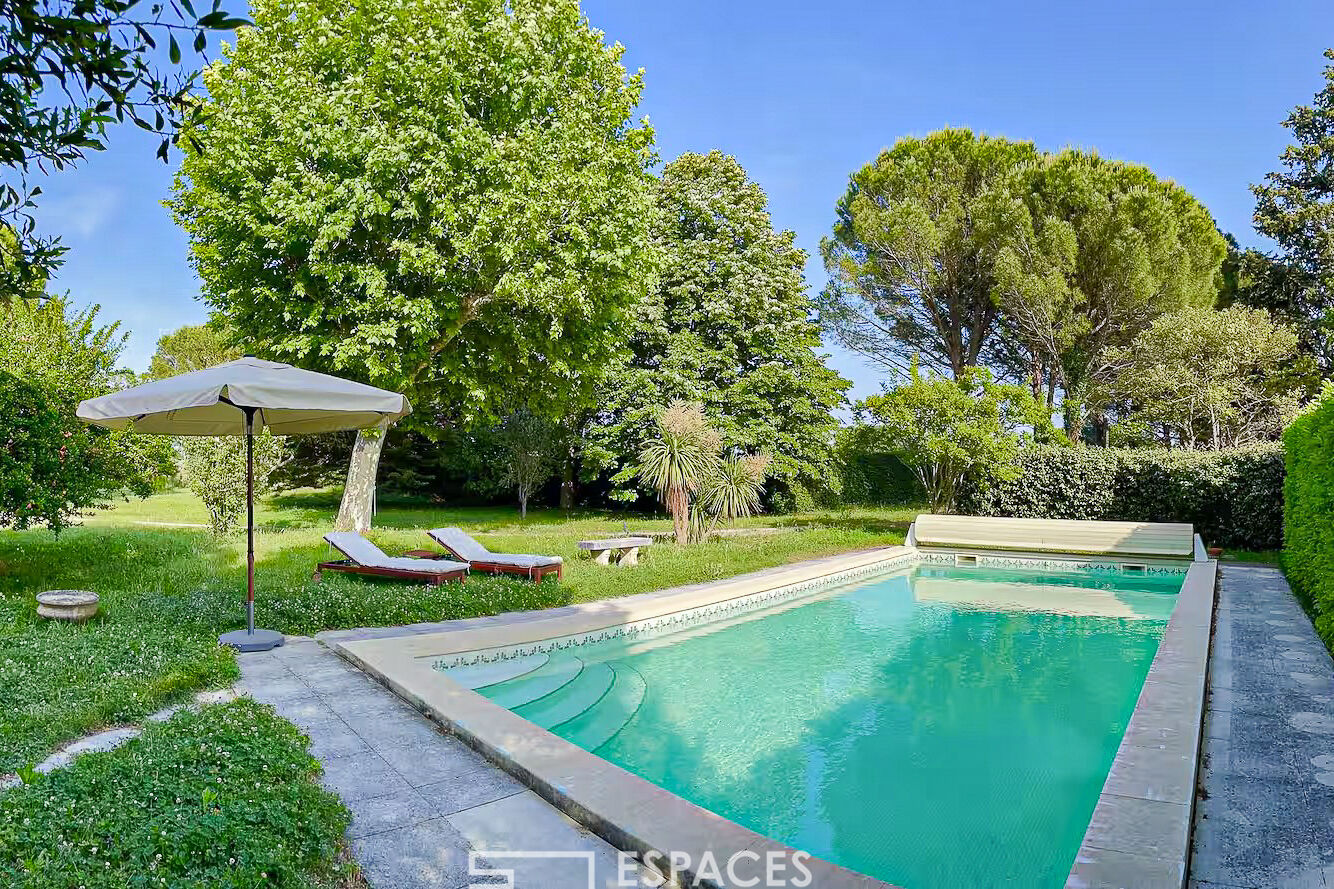 Charme et authenticité pour cette ancienne ferme provençale du XVIIIe siècle