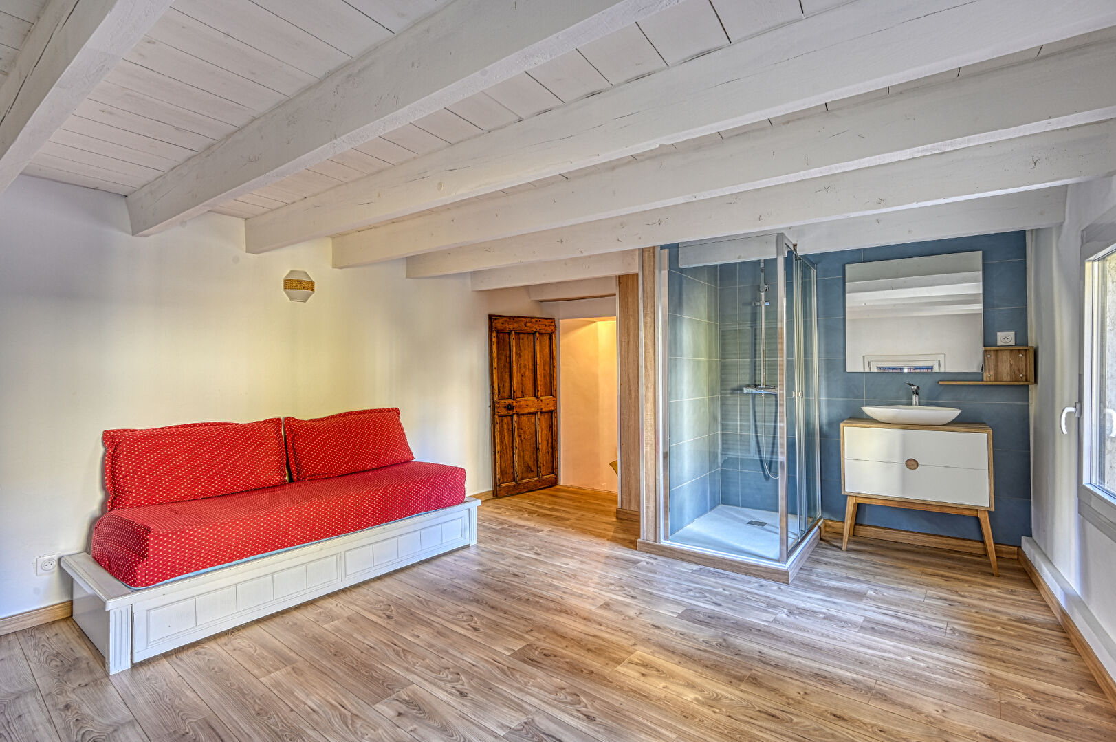 Charmante maison de village rénovée et ses terrasses