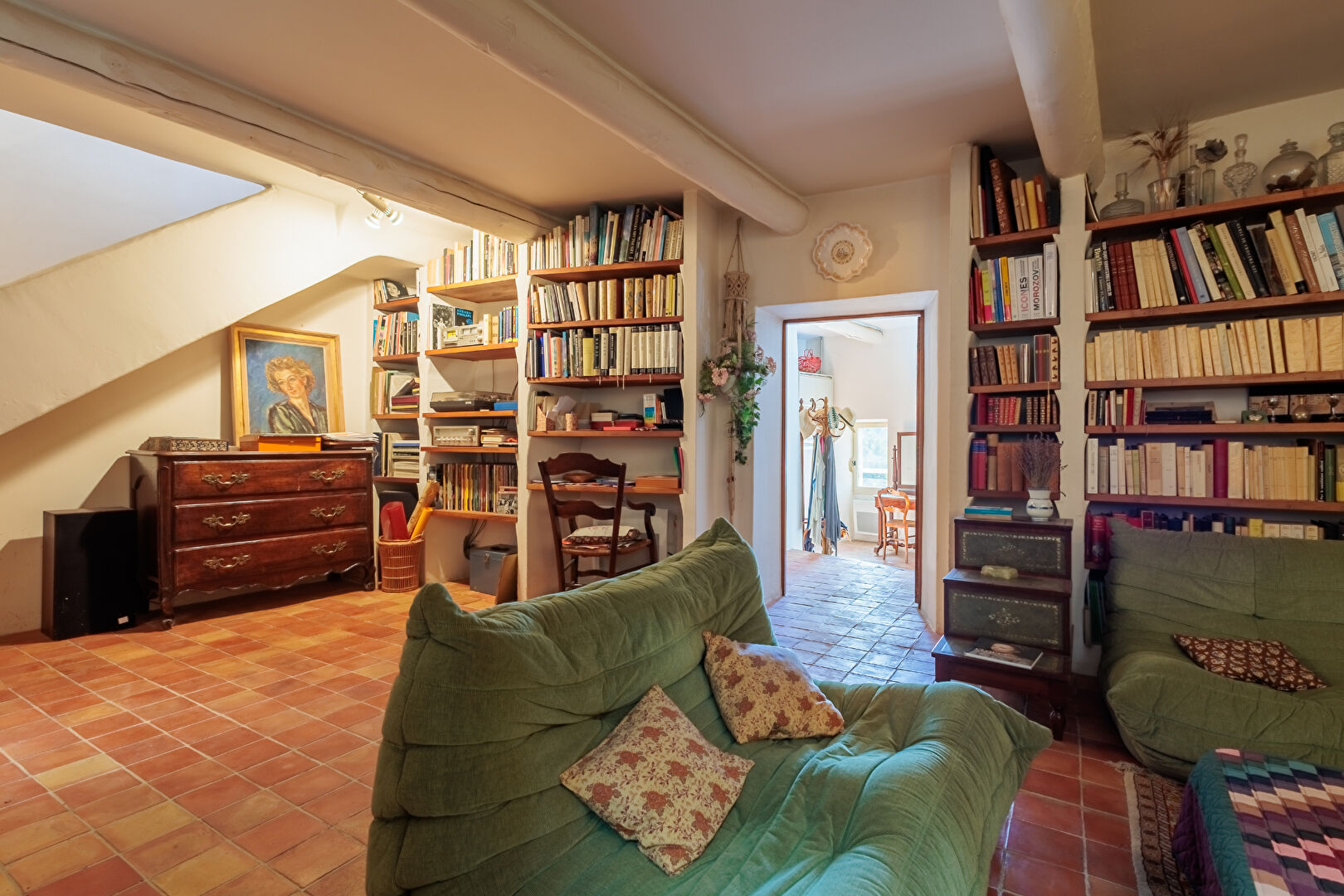 Maison en pierres atypique avec terrasse panoramique au coeur de Bonnieux