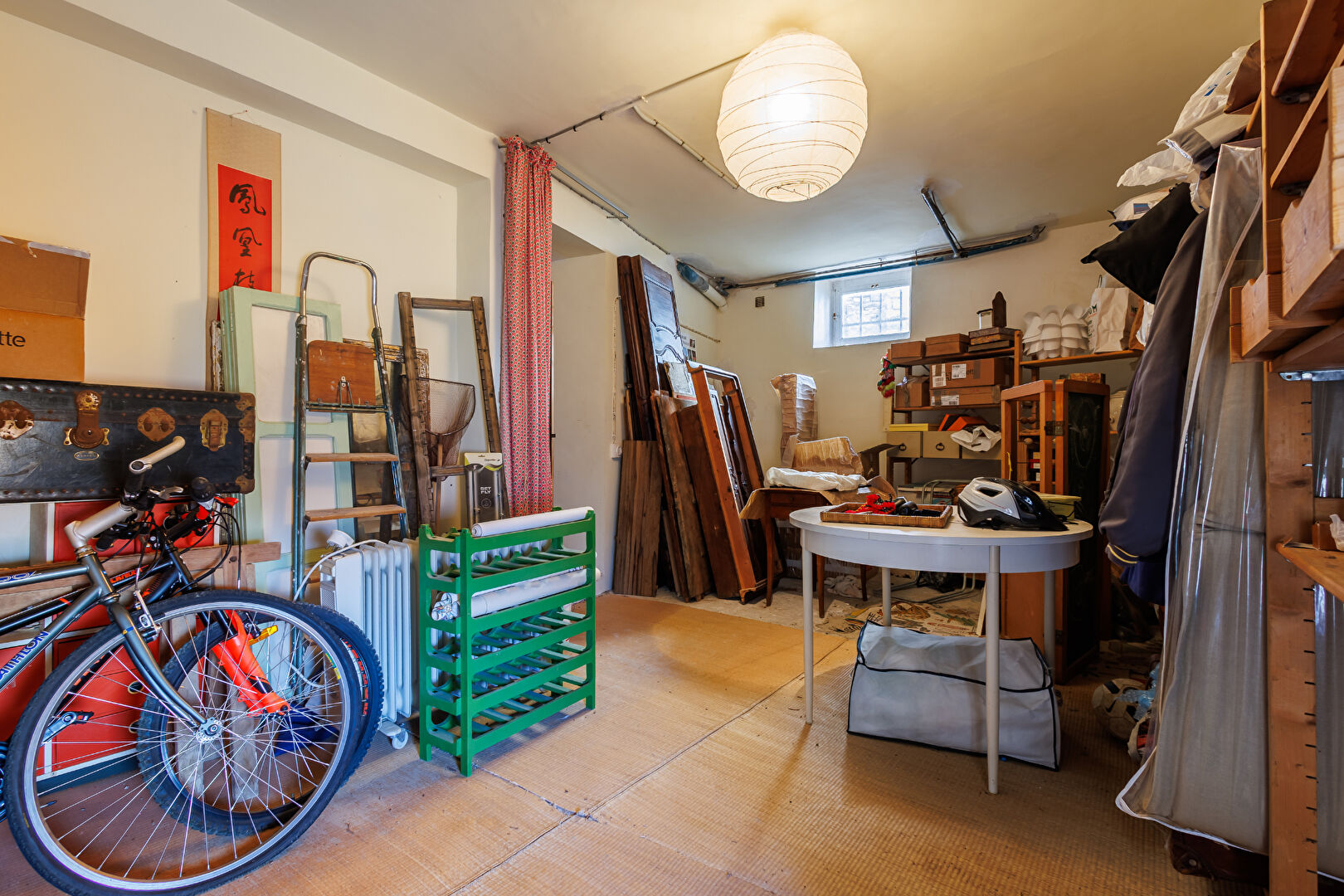 Maison en pierres atypique avec terrasse panoramique au coeur de Bonnieux