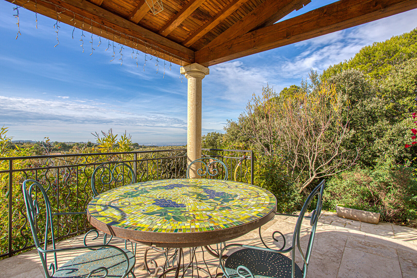 Maison de plain-pied avec panorama d’exception entre le Luberon et le Ventoux