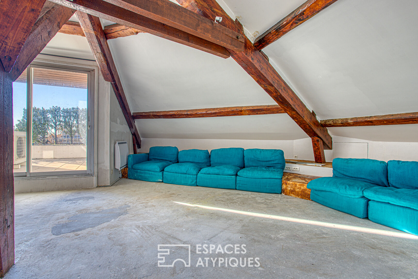 Appartement d’exception à rénover avec son rooftop dans un quartier prisé