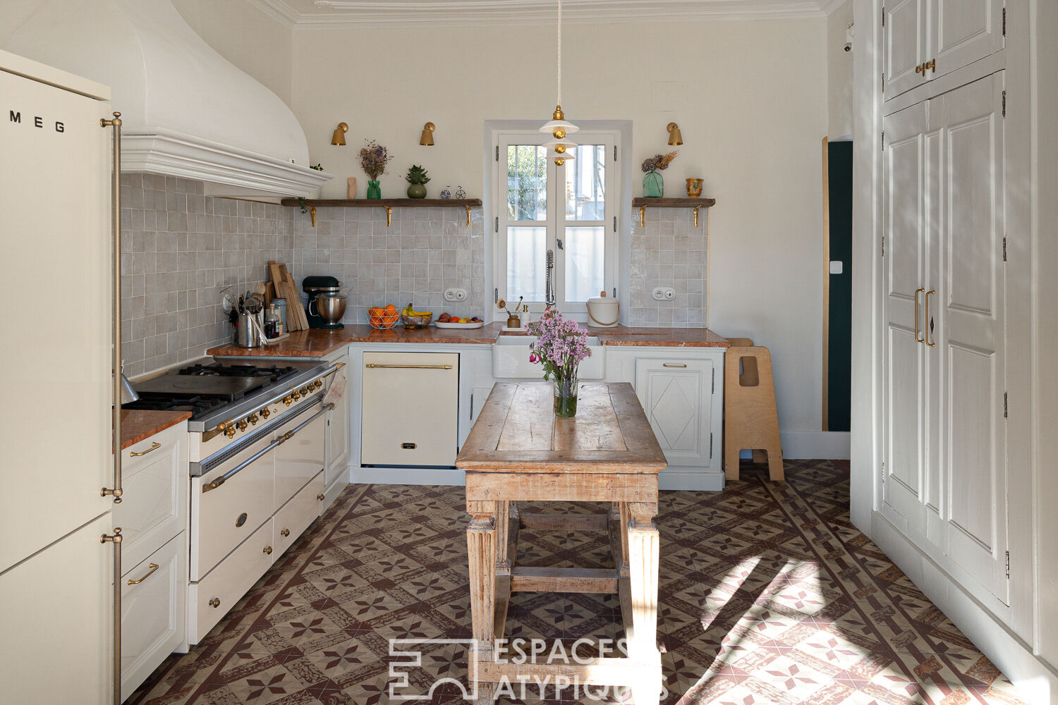 Exceptional Provençal bourgeois house in the heart of Luberon, Provence