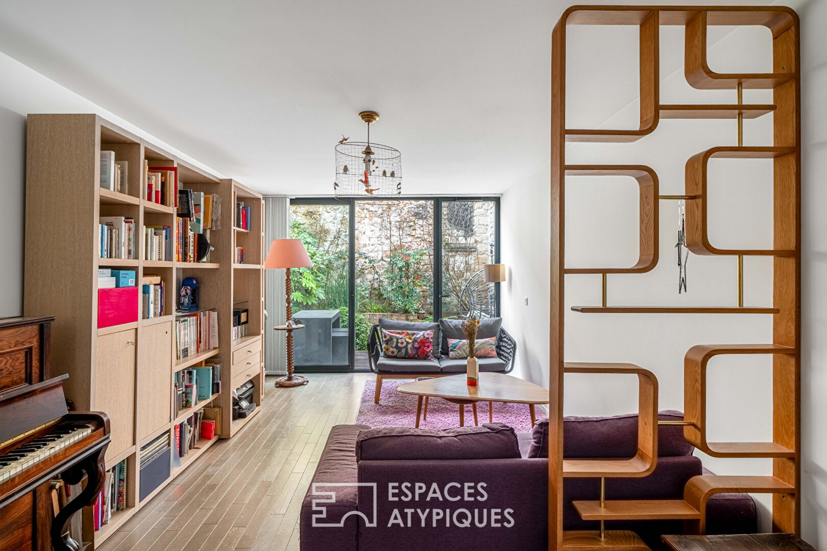 Contemporary duplex in the Croulebarbe neighborhood with terraces