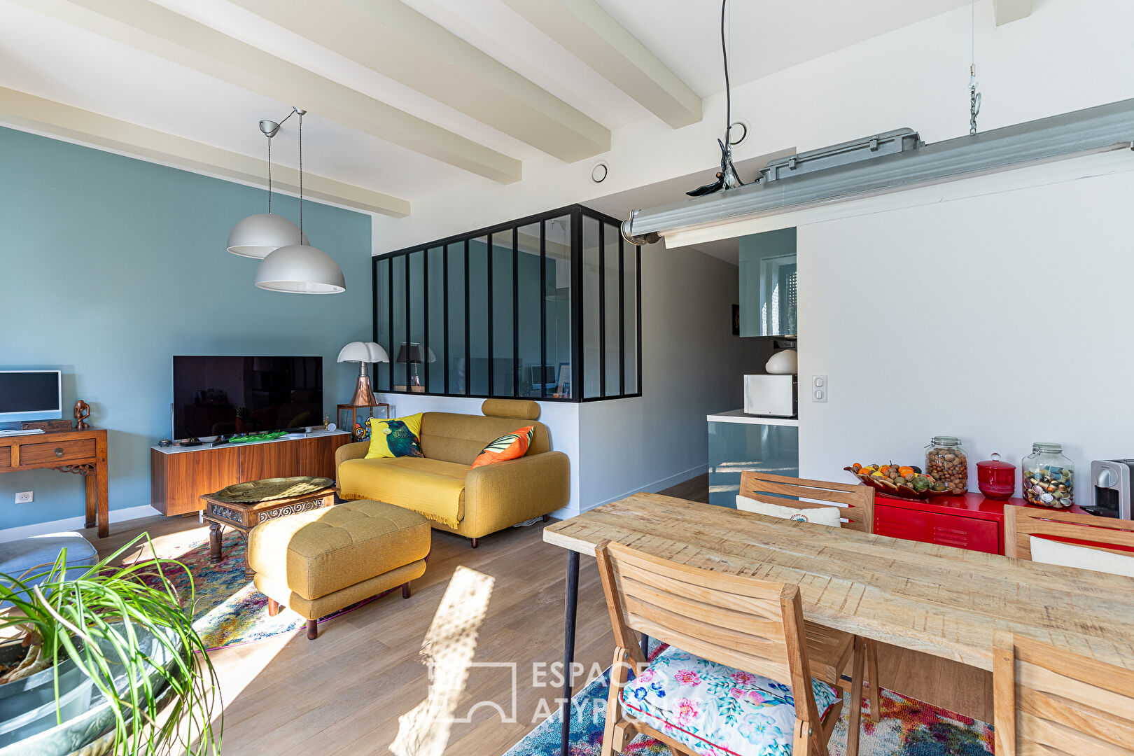 Appartement rénové avec terrasse dans la résidence Nuages, quartier des Peupliers