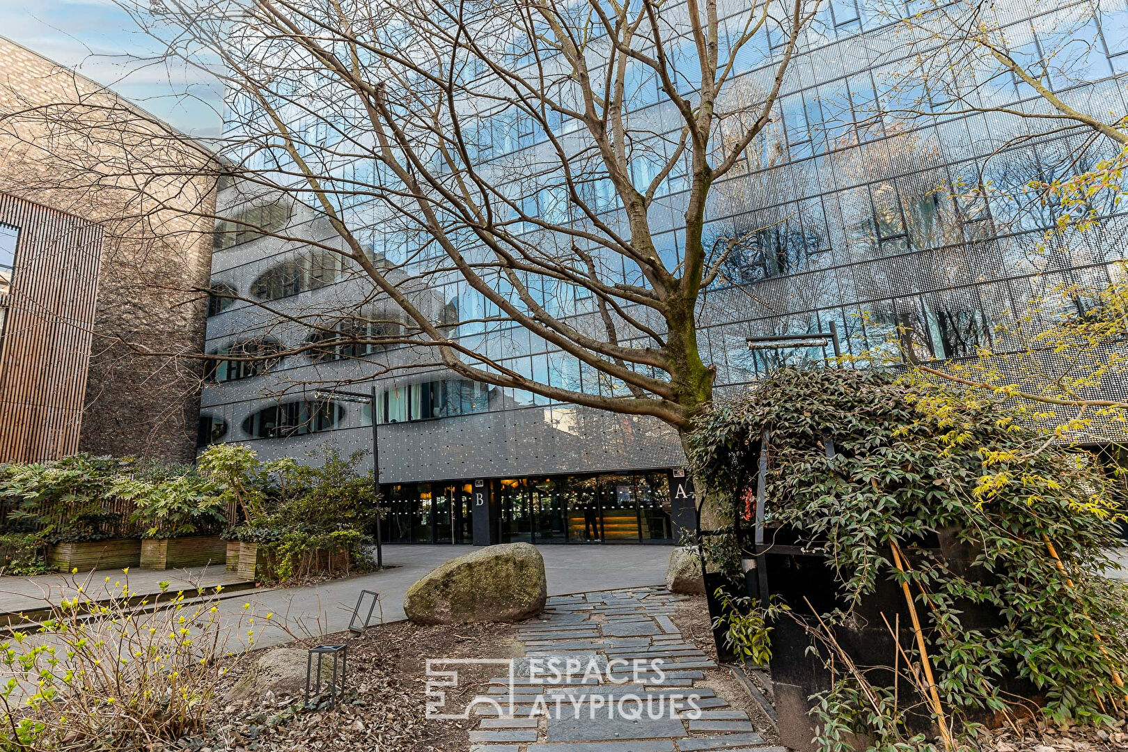 Appartement rénové avec terrasse dans la résidence Nuages, quartier des Peupliers