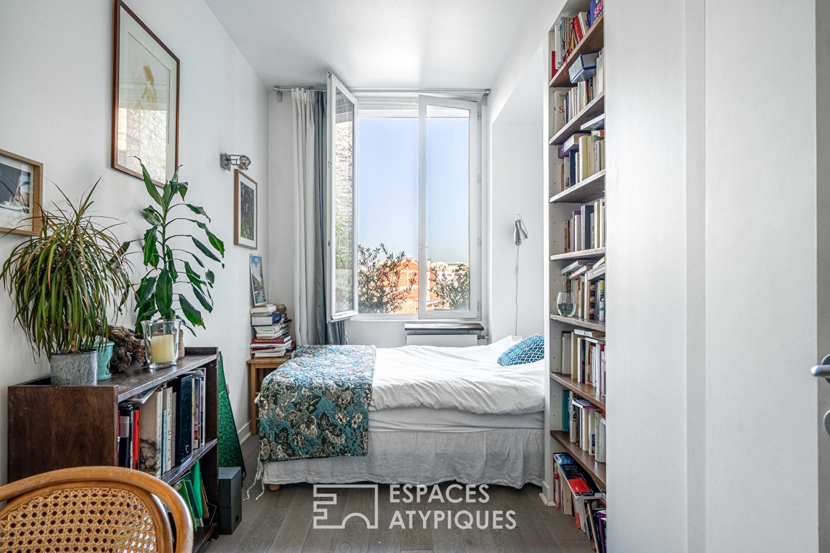 Appartement traversant avec terrasse, proche rue Daguerre