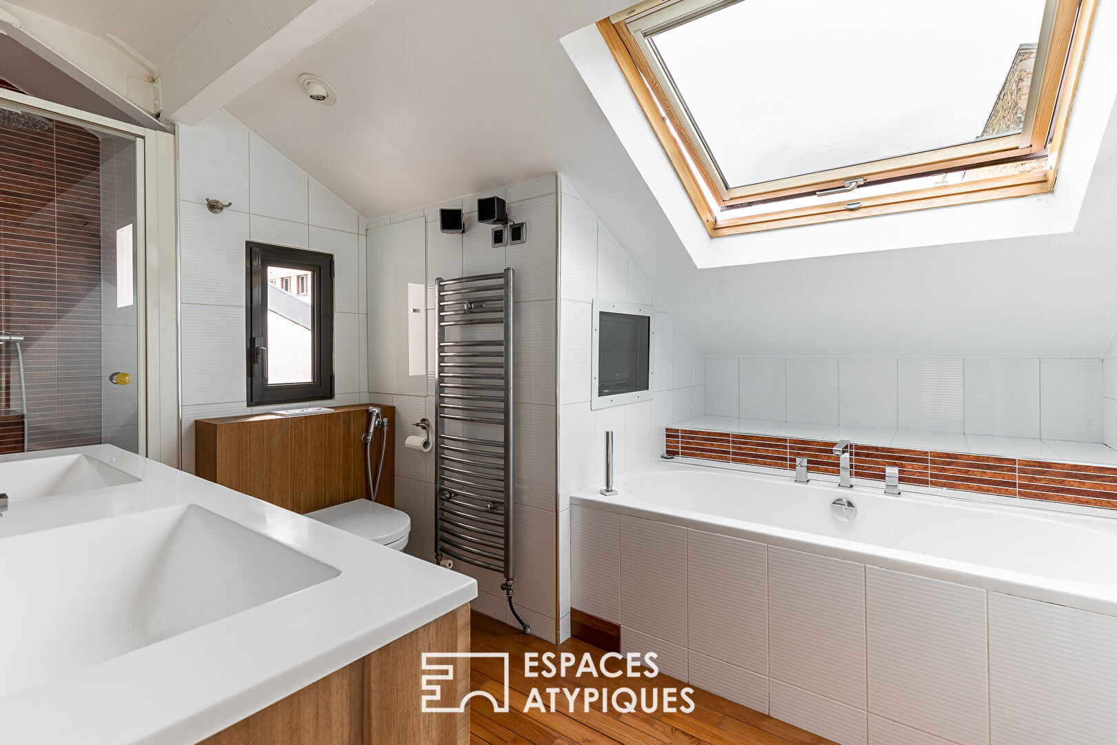 Penthouse Duplex with Panoramic Glass Roof and Terraces Croulebarbe Neighborhood