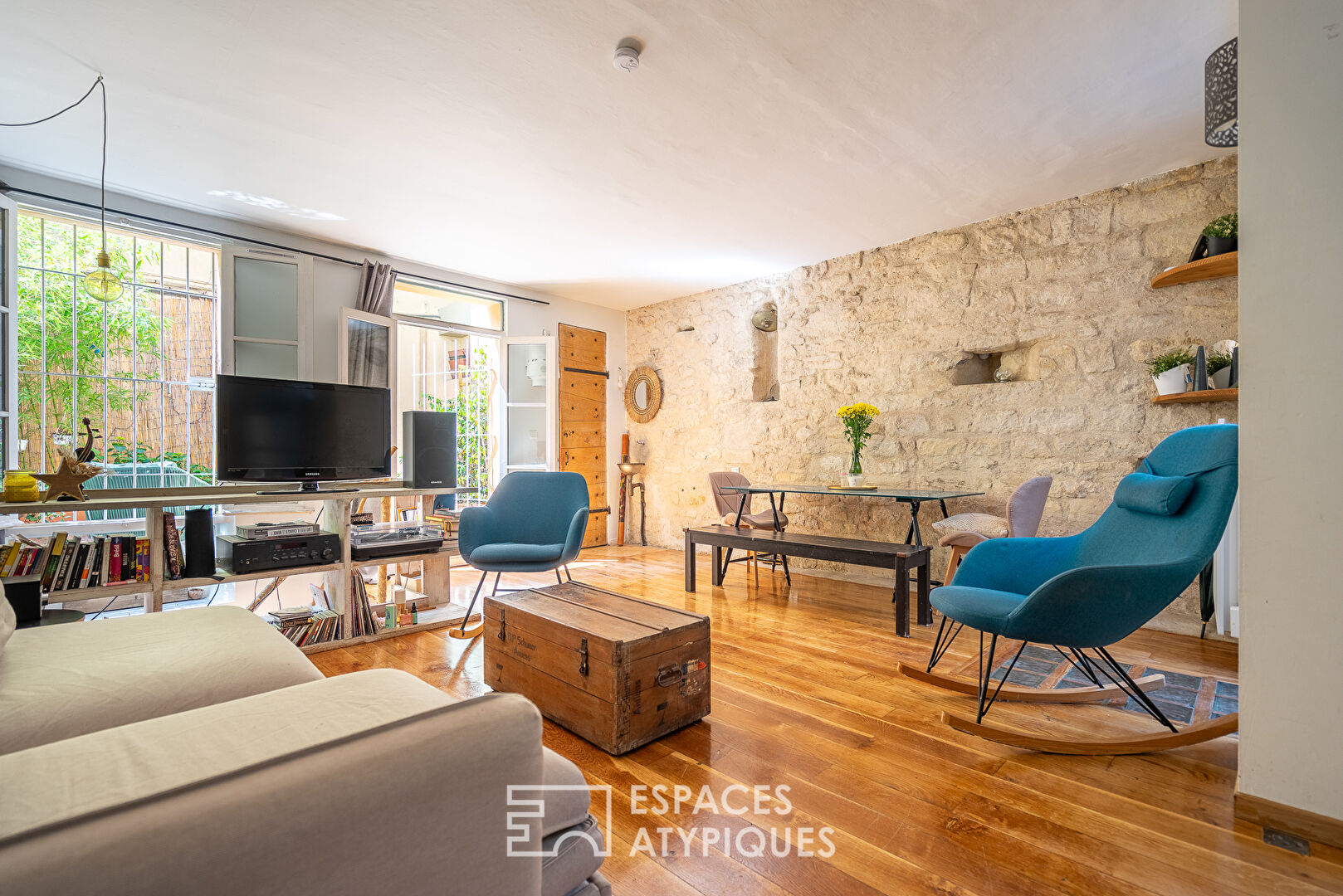Appartement esprit maison avec terrasse plein sud