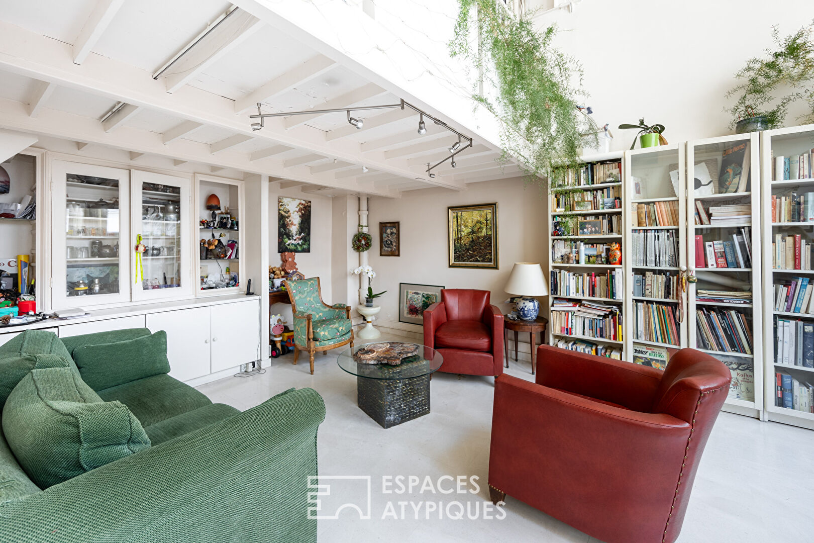 Atelier d’artiste en Duplex proche du jardin du Luxembourg et de Notre-Dame des Champs