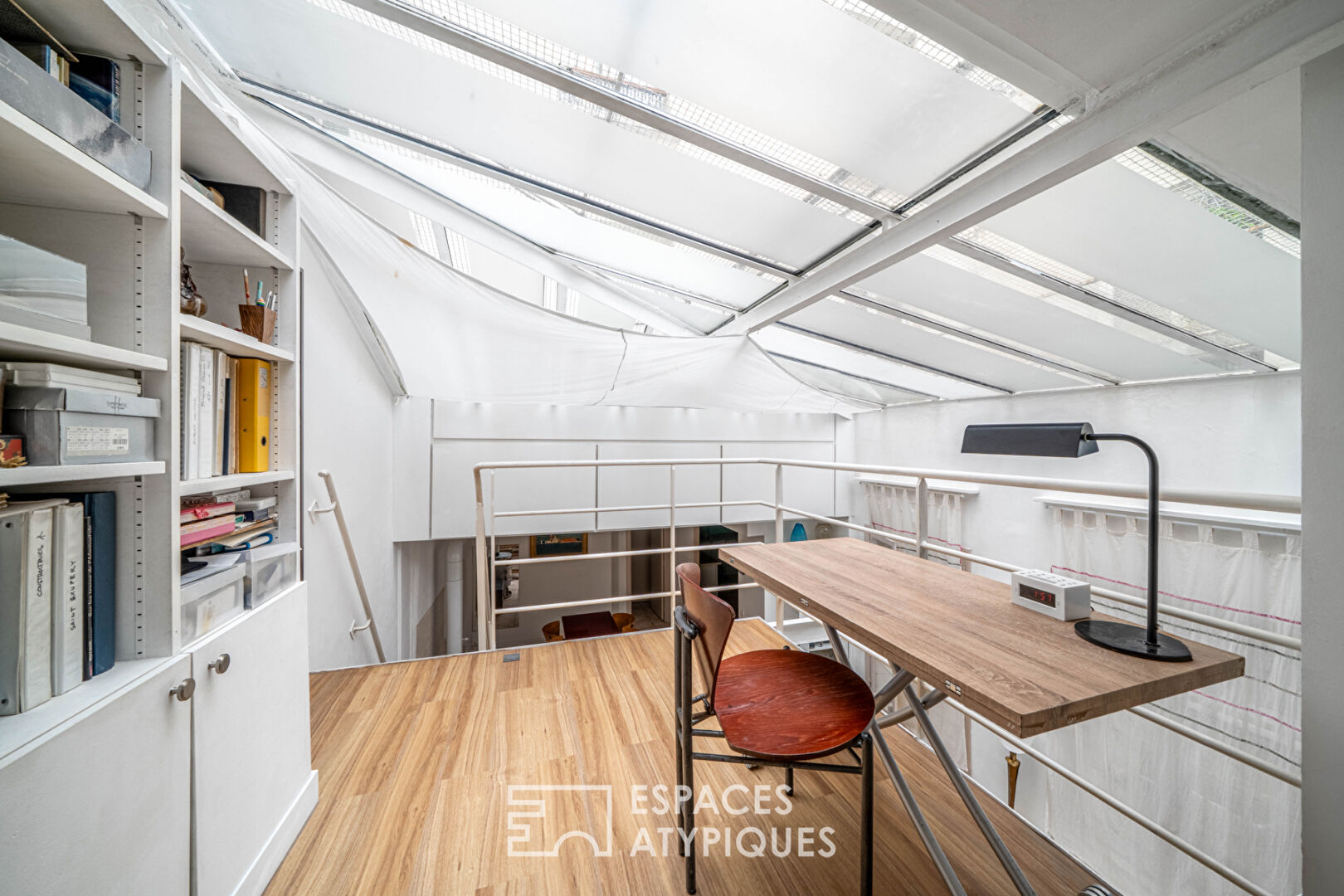 Atelier d’artiste en duplex rue des Ecoles