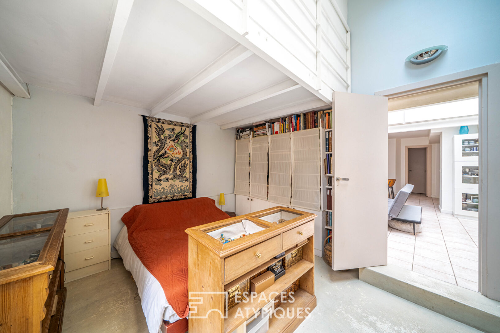 Atelier d’artiste en duplex rue des Ecoles