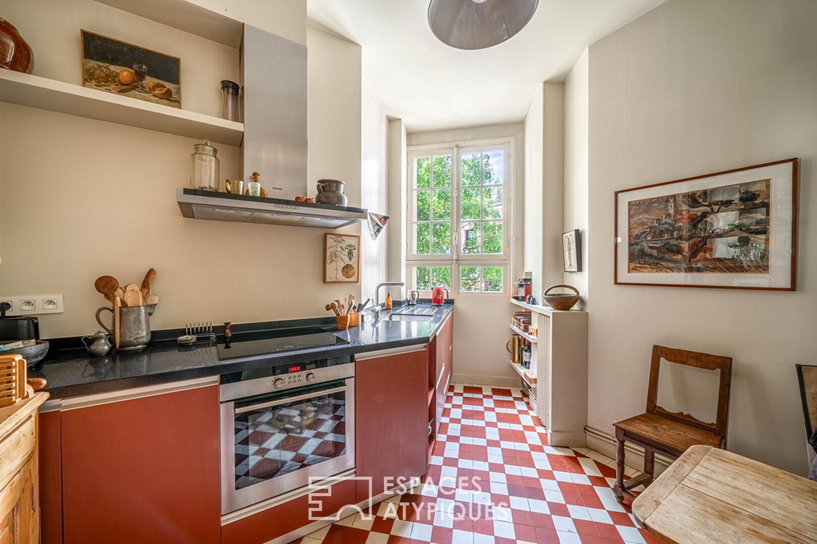 La Tour Maubourg Neighborhood  Elegant and Family-Friendly Haussmannian