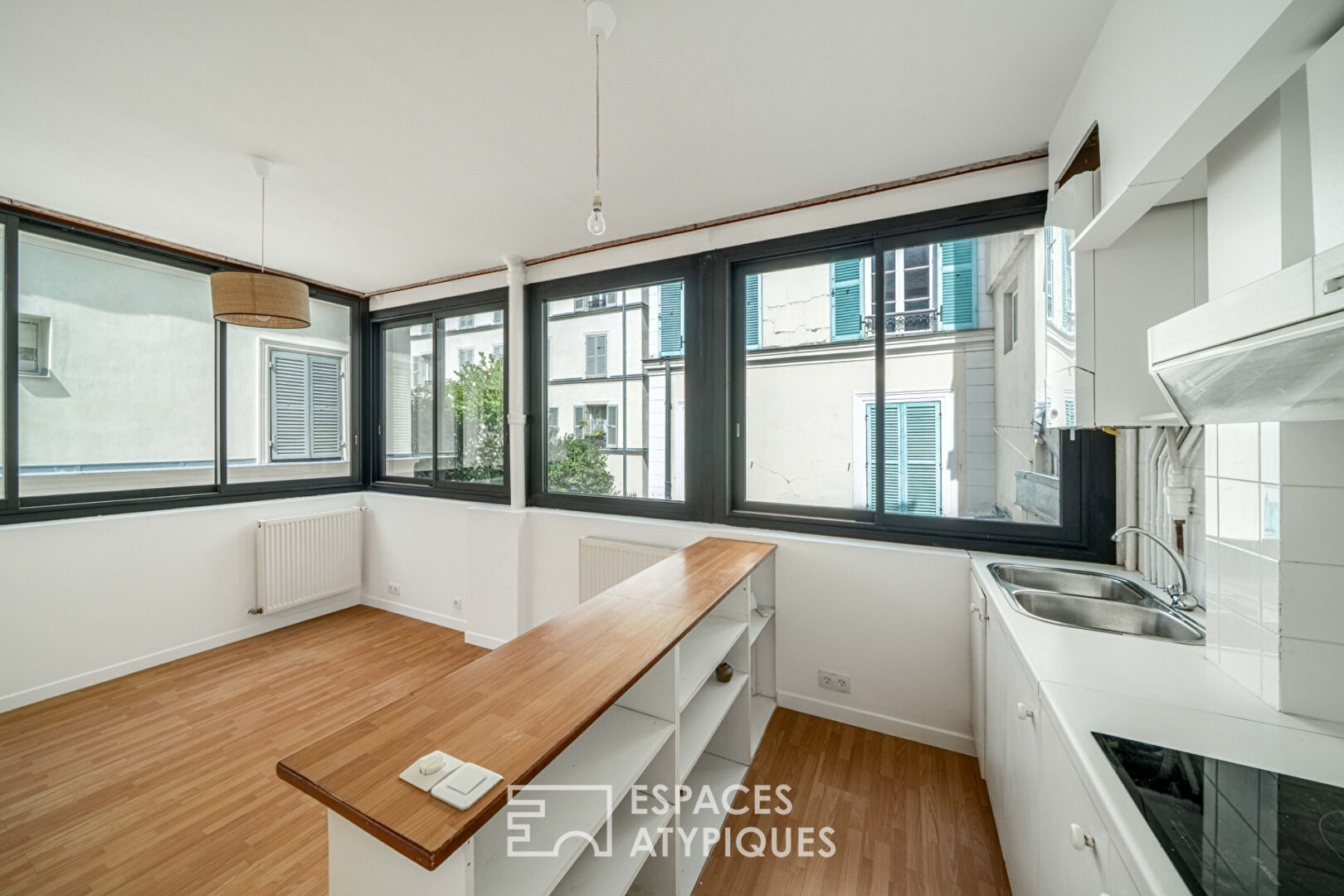 Atelier contemporain à revisiter rue des Thermopyles
