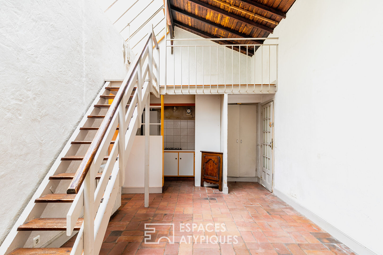 House to renovate with garden, rue des Gobelins