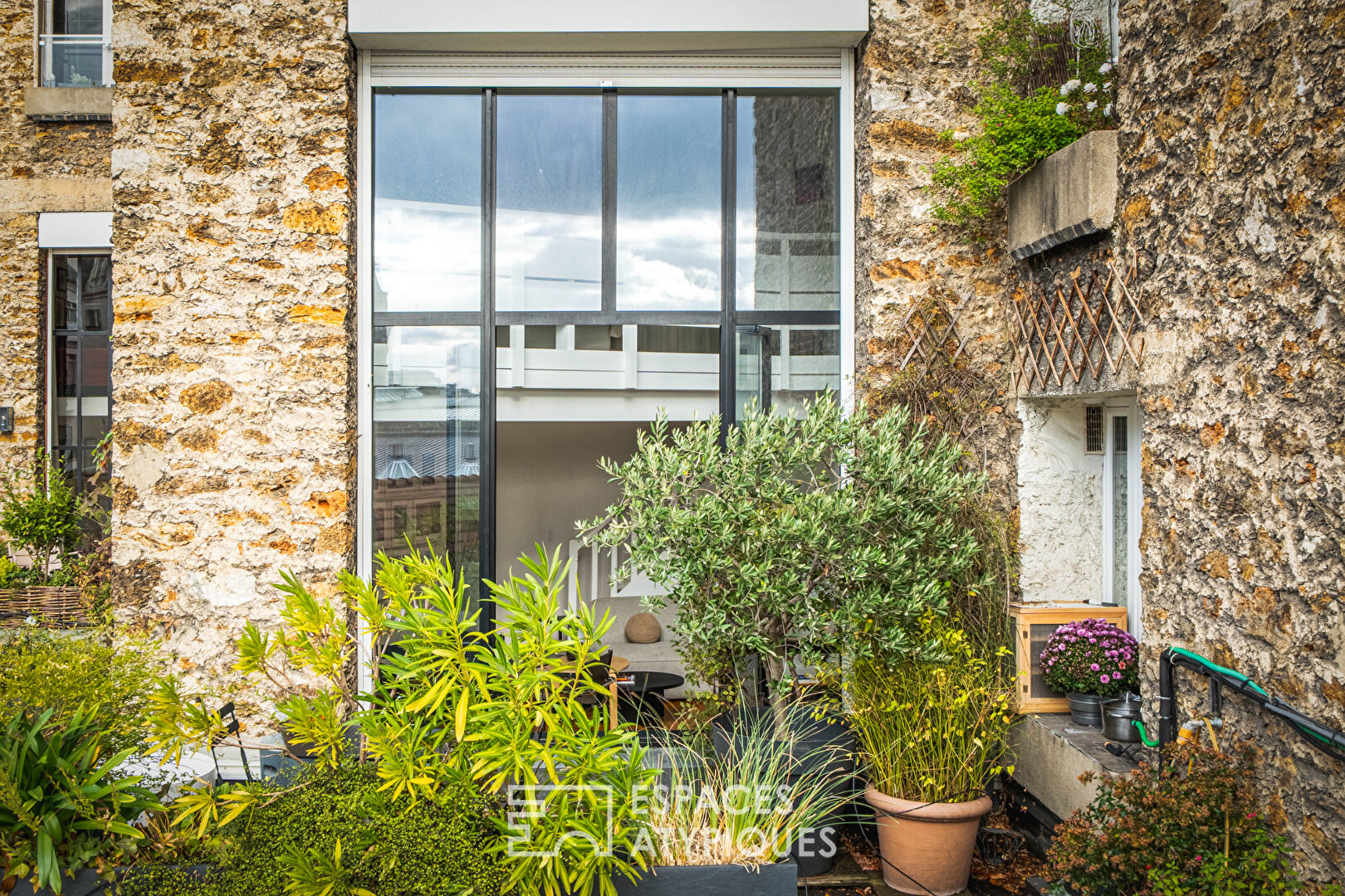 Artist studio in the Vavin/Montparnasse district