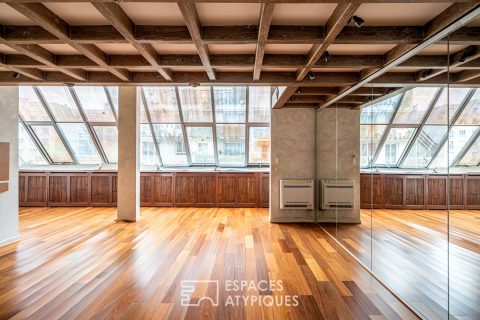 Atelier en dernier étage rue du Moulin Vert