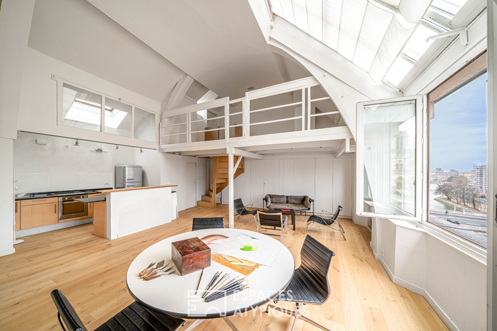 Sur les traces de Matisse : Atelier d&rsquo;artiste historique face à Notre-Dame