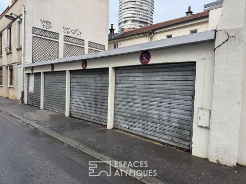 Maison à Bâtir avec permis purgé proche Ligne 14 et Petite Ceinture