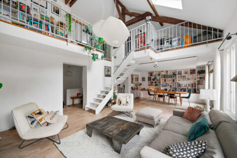 Comme une maison sous les toits