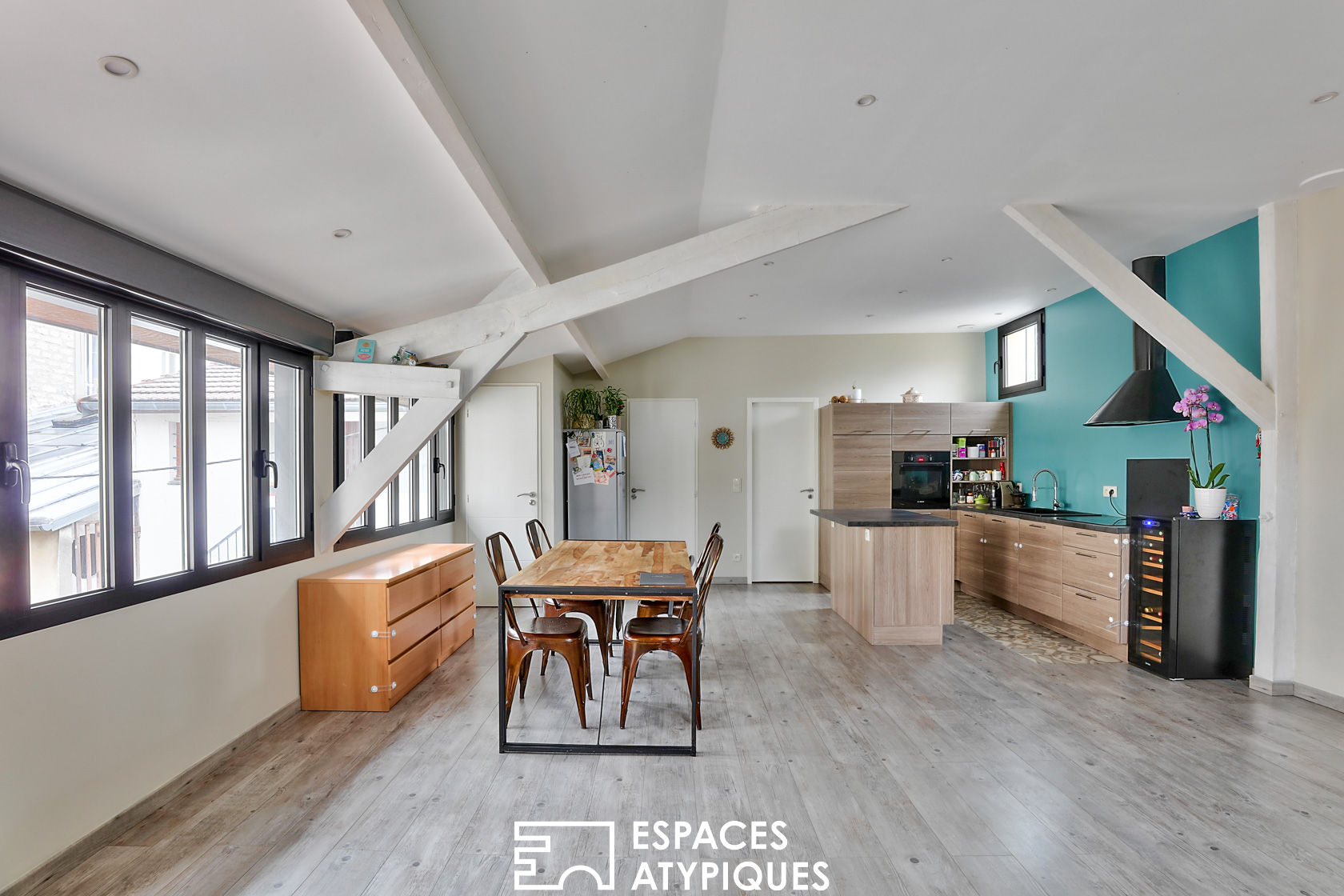 Ancien dépôt transformé en loft