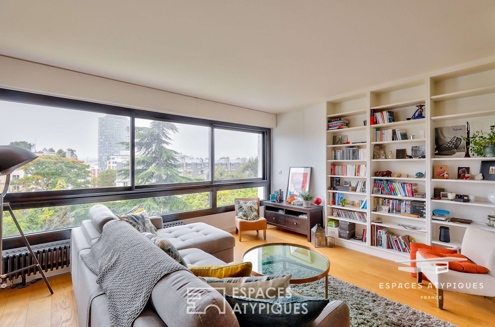 Appartement contemporain avec vue panoramique