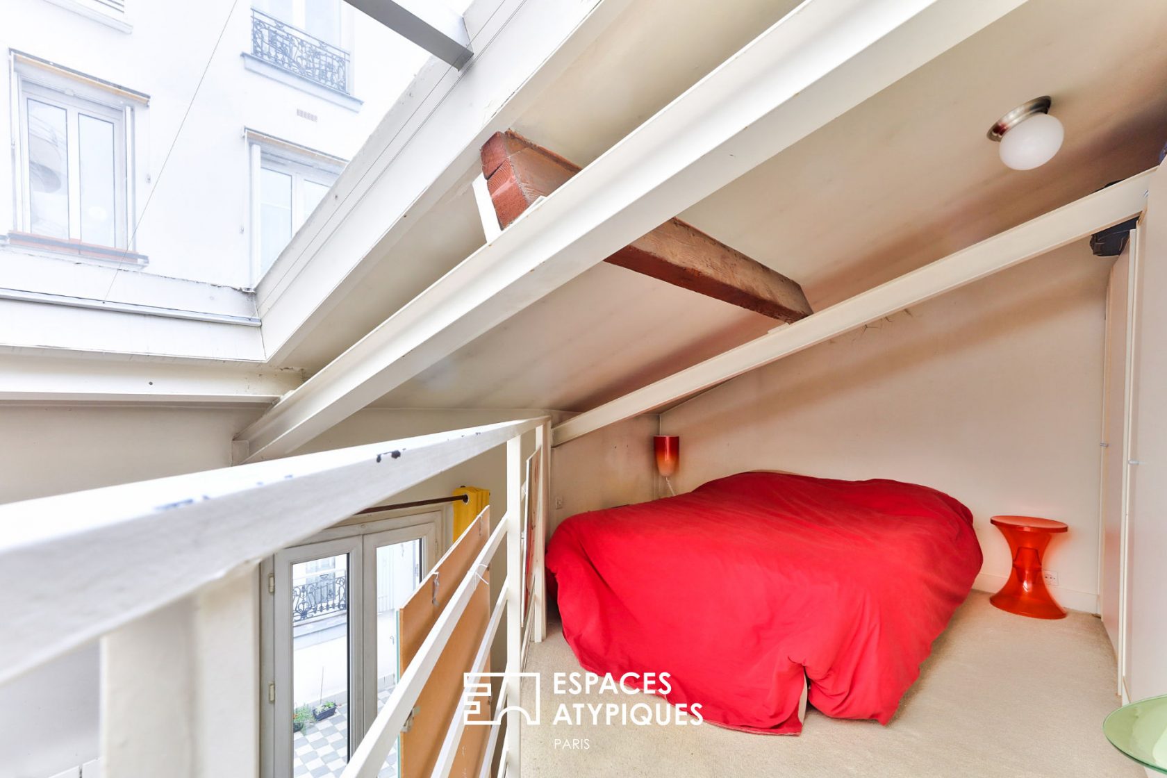 Loft sur cour au calme absolu