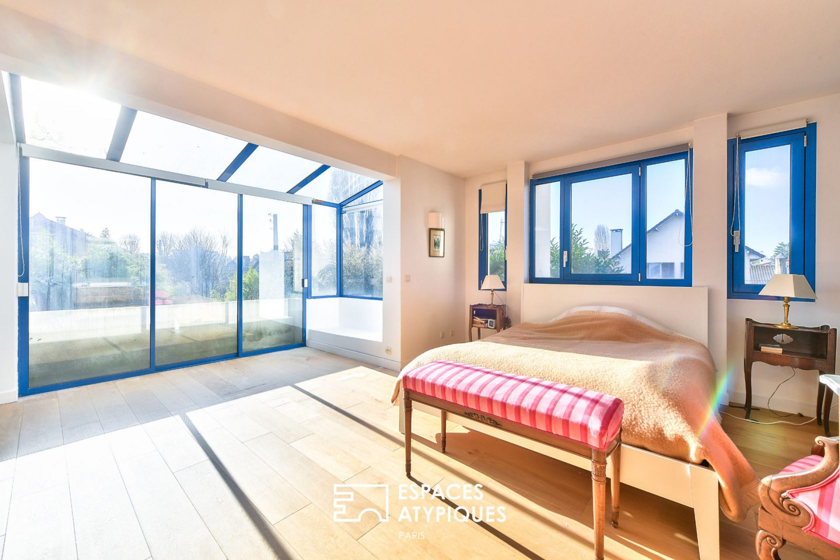 Maison avec toit terrasse proche des bords de Marne