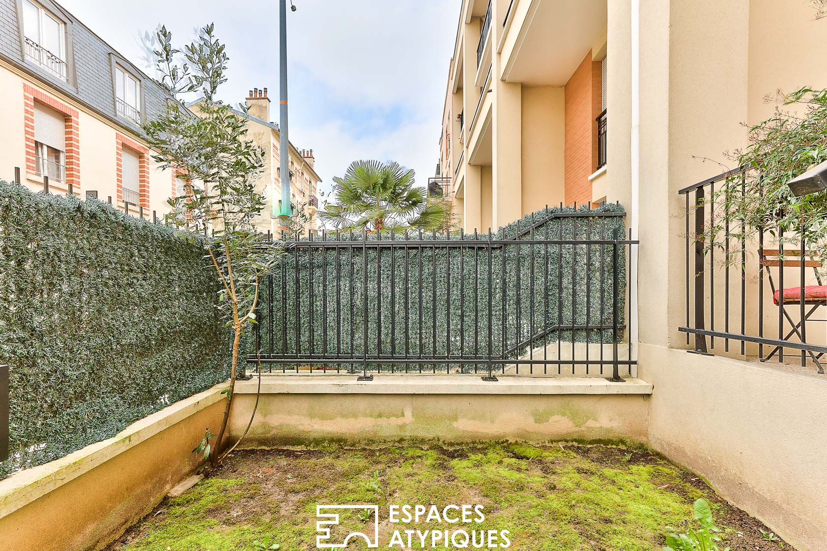 Duplex with terrace and garden