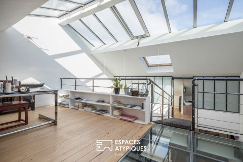 Triplex loft with terrace in an old factory