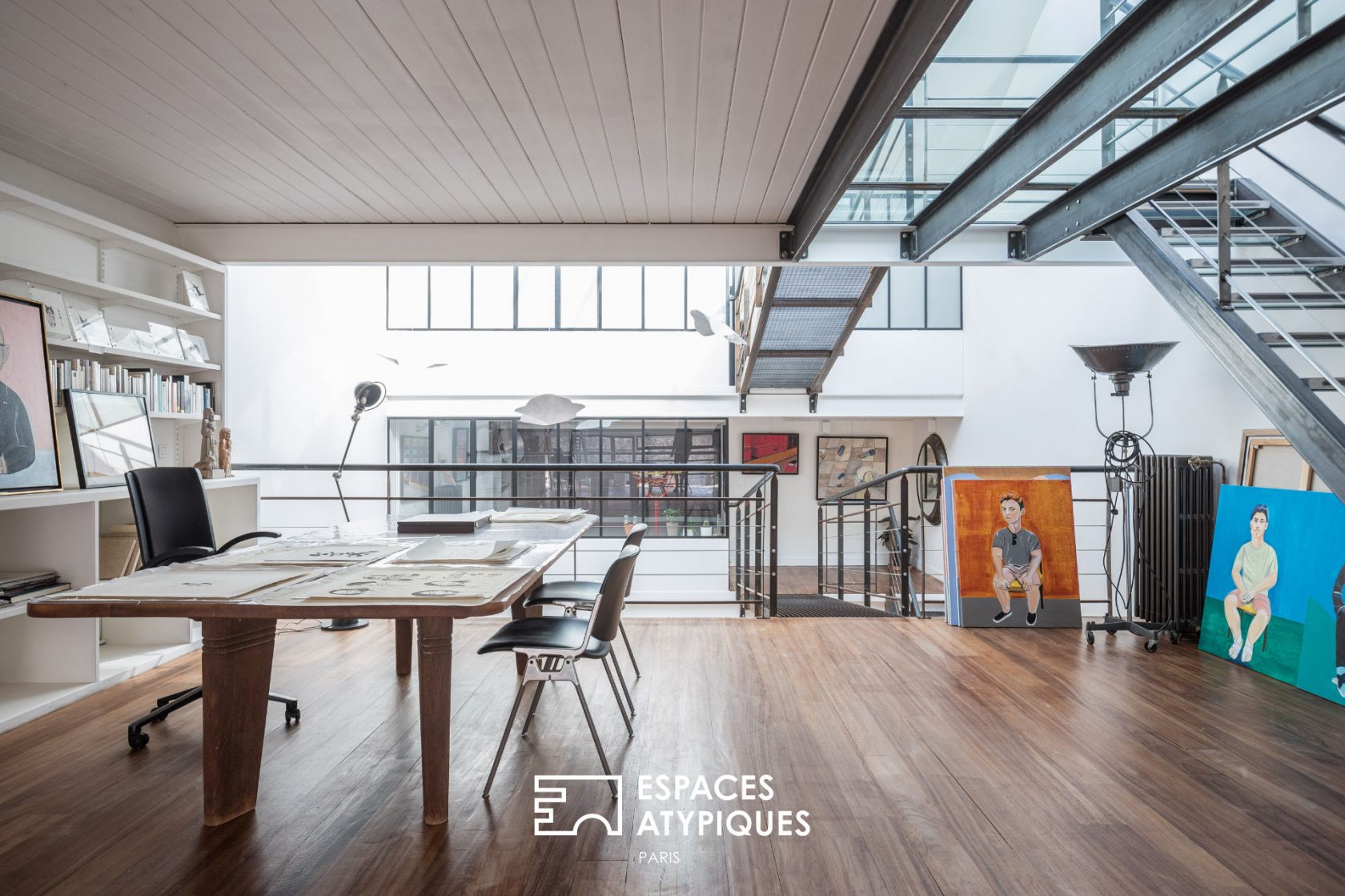 Triplex loft with terrace in an old factory