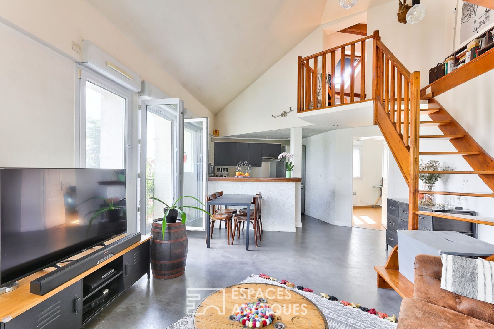 Top floor duplex