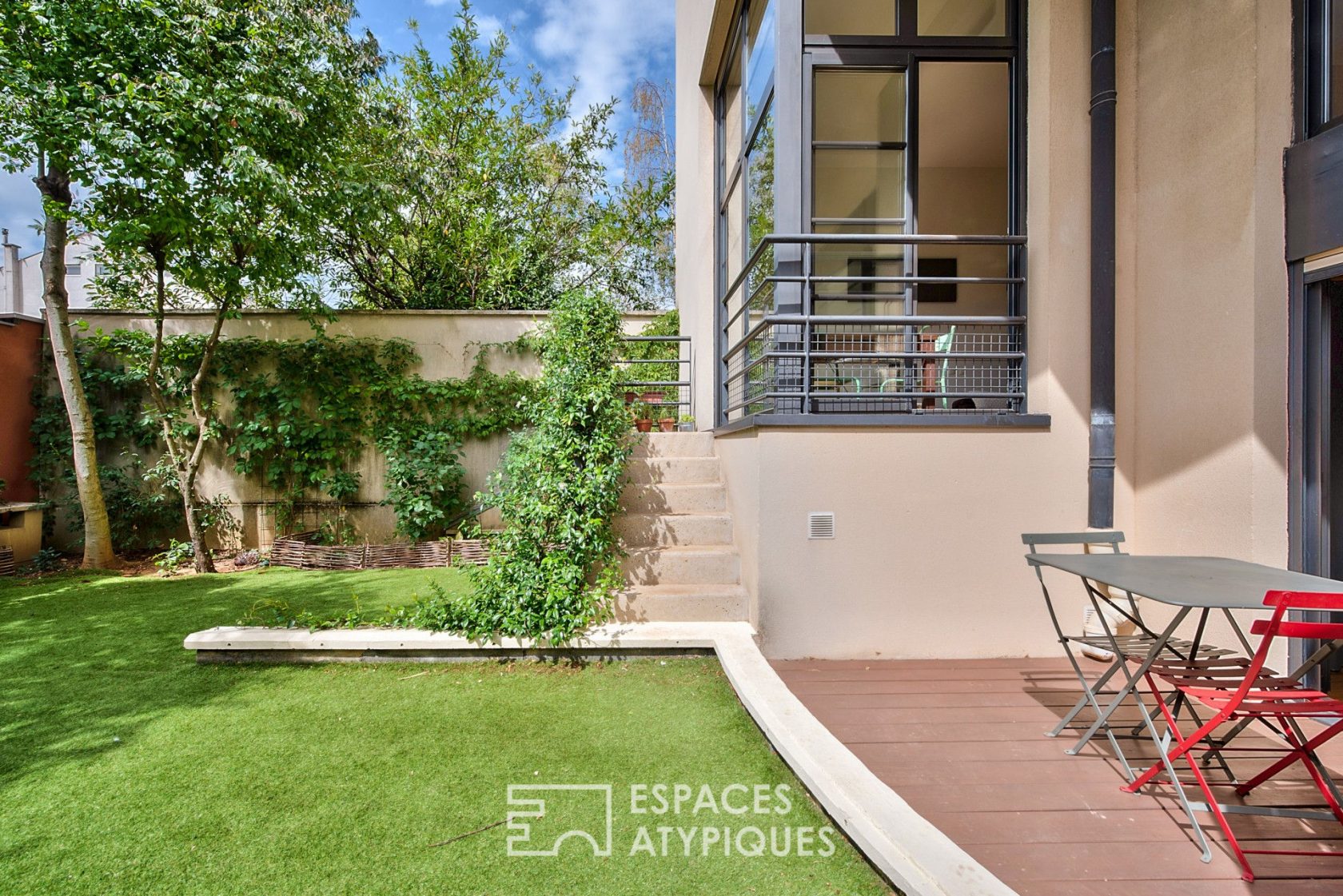 Triplex with garden near the Bois de Vincennes